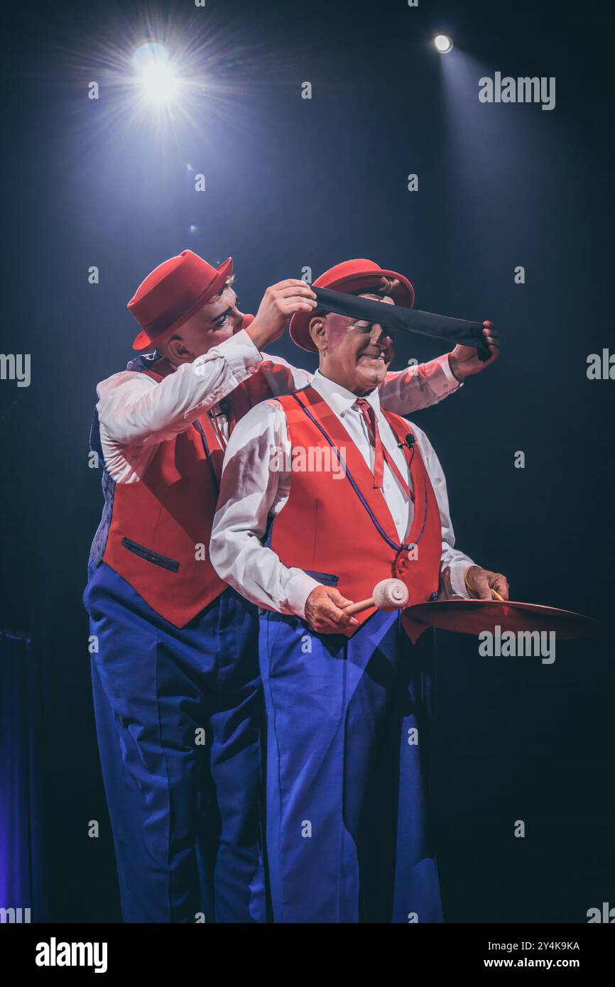 Cirque de Paris, Norfolk VA, USA, 13th Sep 2024. Bouglione circus on ...