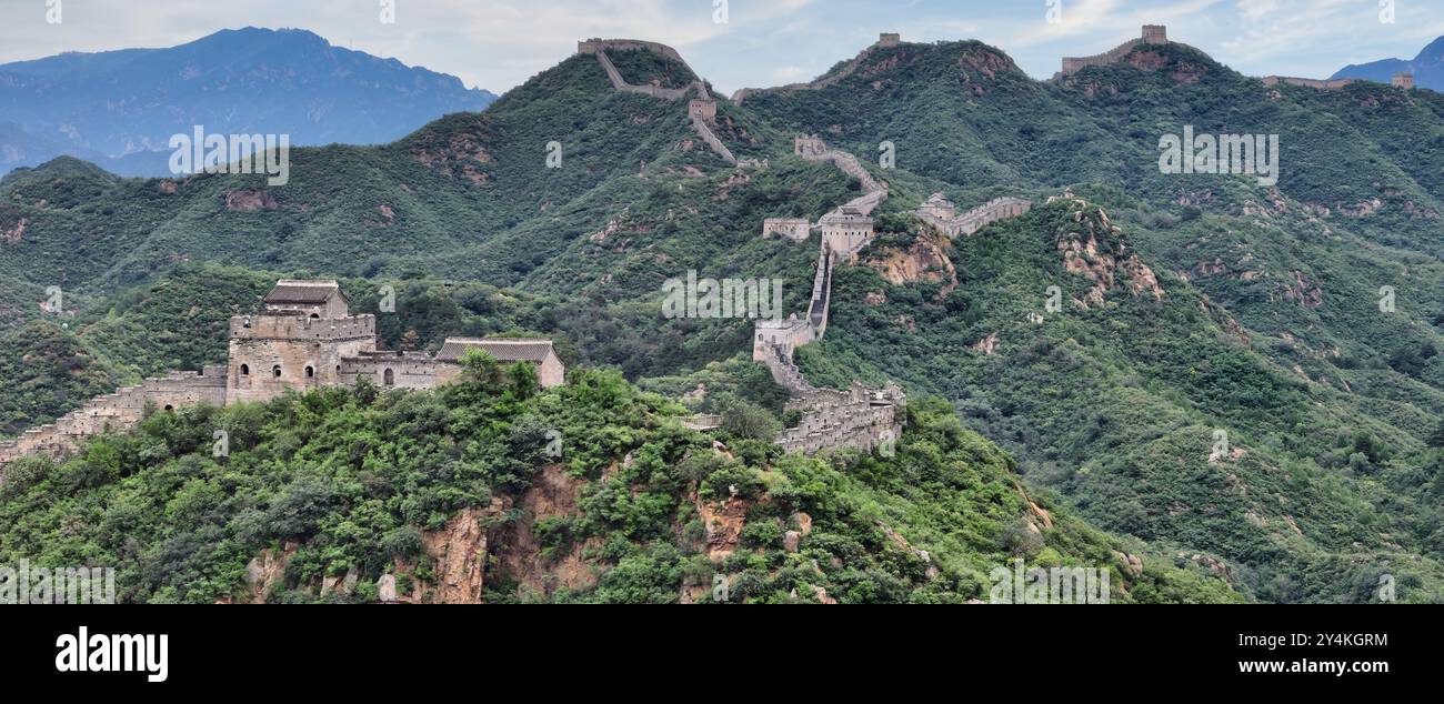 Aerial view of the Great Wall of China near Beijing Stock Photo - Alamy