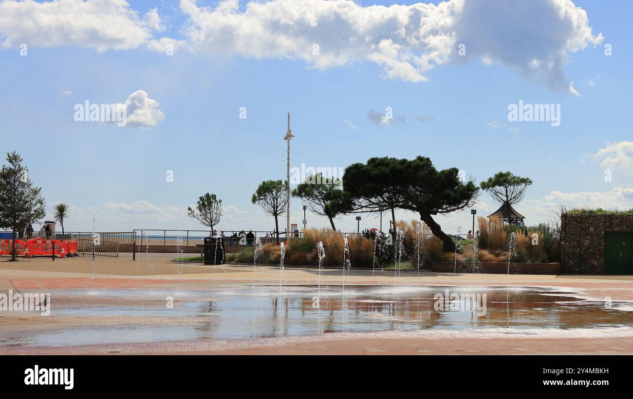 Bognor Water Feature Bognor Regis, West Sussex, England. 12 September 2024. Water sprays ...
