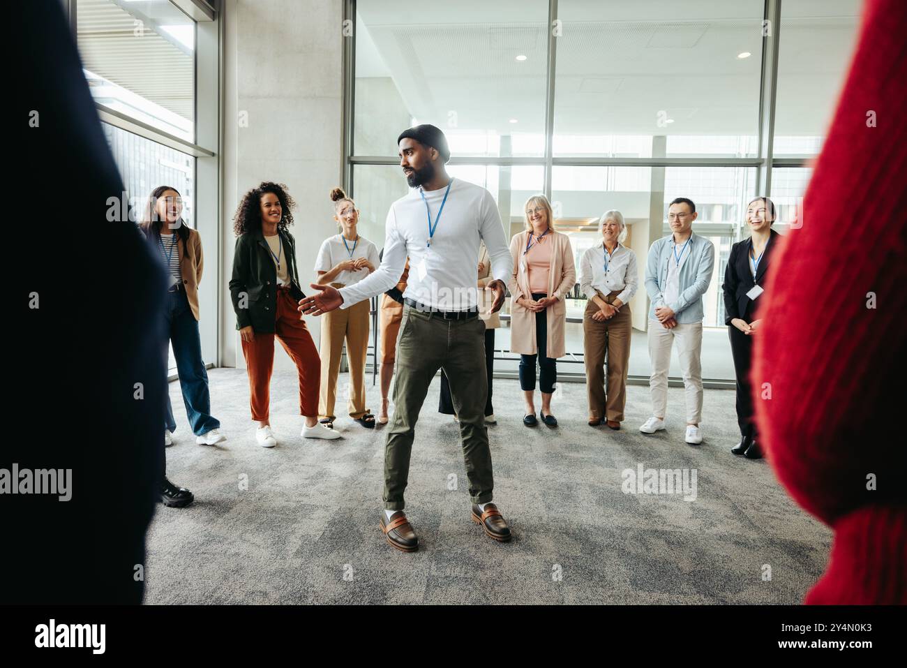 Manager Briefing Team leader conducting briefing hi-res stock photography and images - Alamy