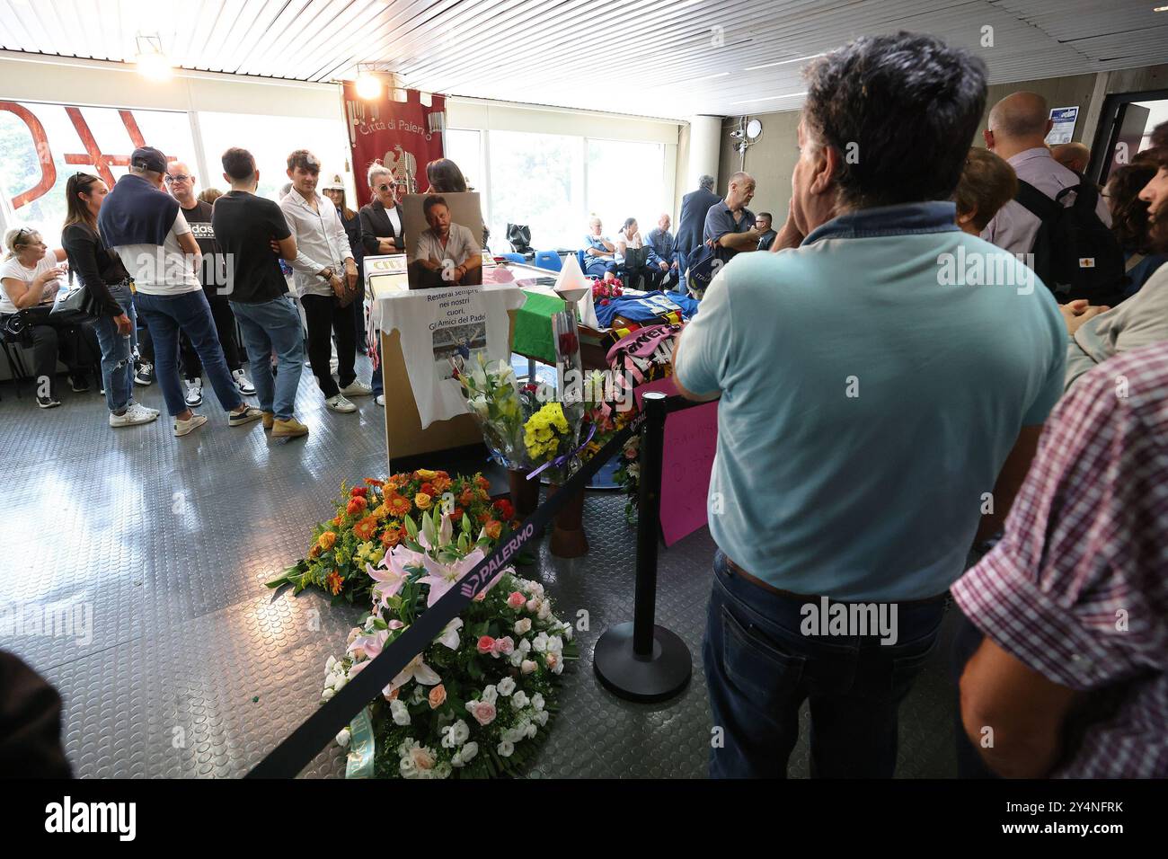 Stadio renzo barbera hi-res stock photography and images - Alamy, image size:1300x956