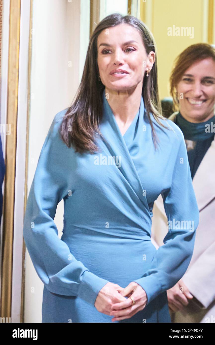 Queen Letizia of Spain visits the different accessibility adaptations ...