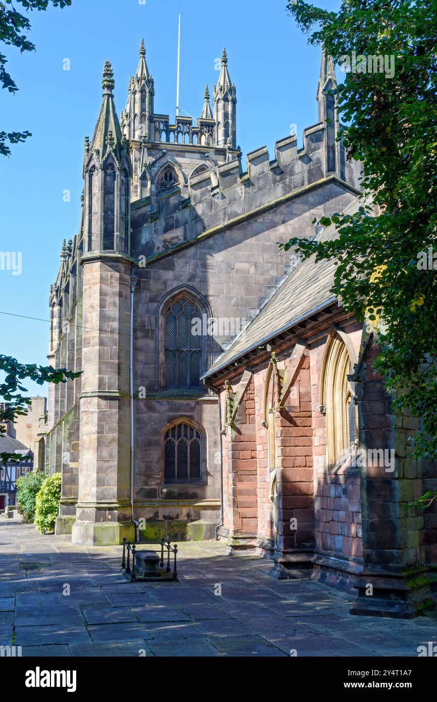 St Mary's Church (probably 14th century), grade I listed.  Stockport, Gtr Manchester, England, UK Stock Photo