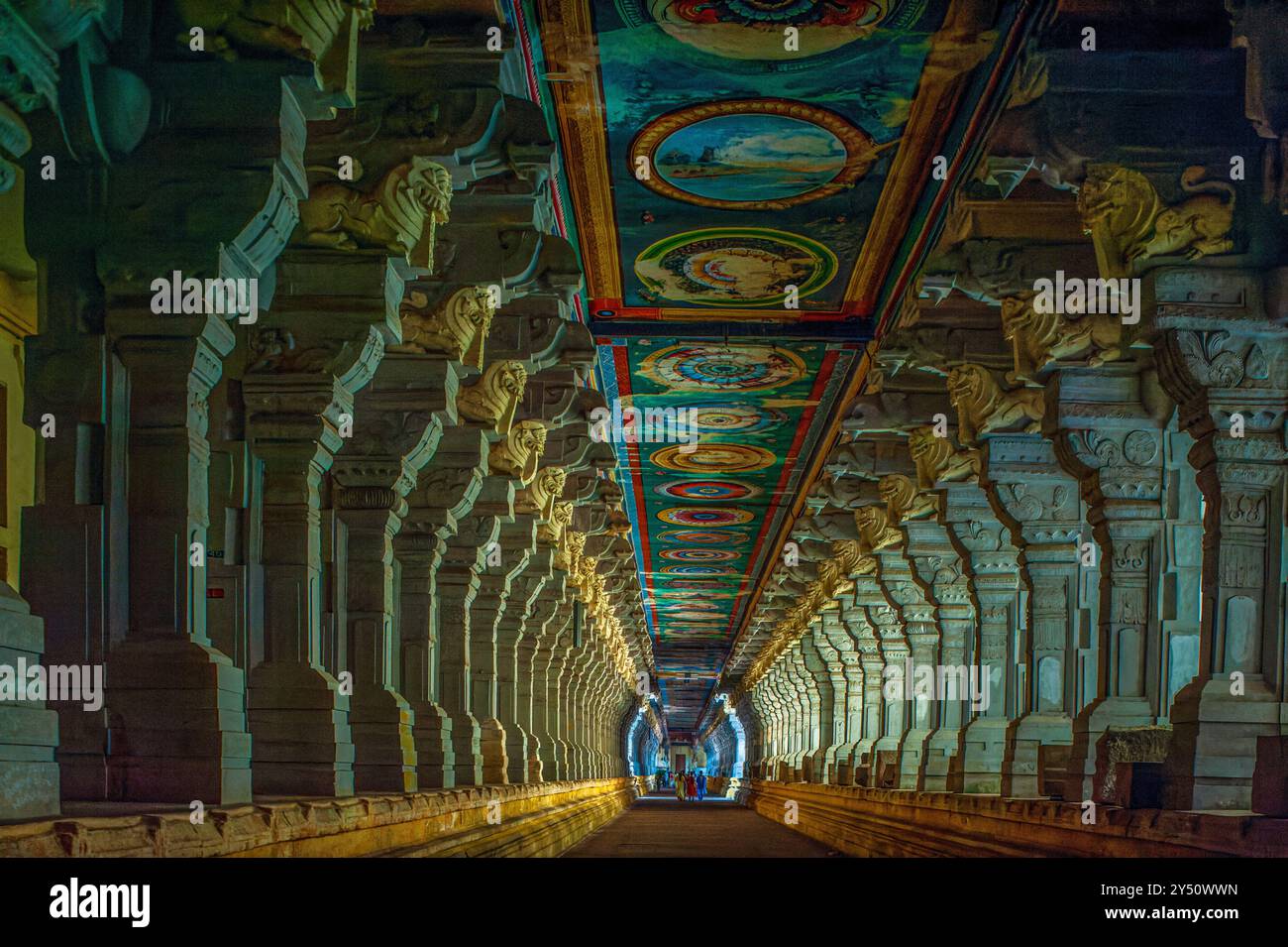 08 22 2009 The magnificent corridors and massive sculptured pillars of ...