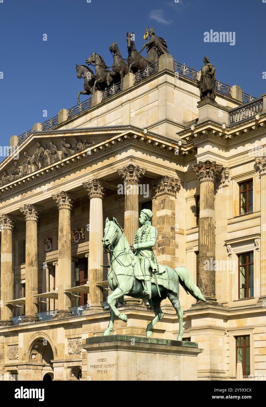 palace-classicist-three-winged-complex-with-quadriga-and-equestrian