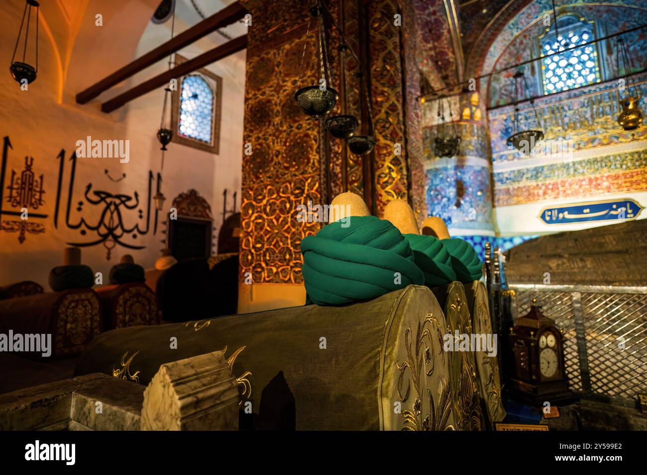 Musoleum Color 2021 significance hi-res stock photography and images - Alamy