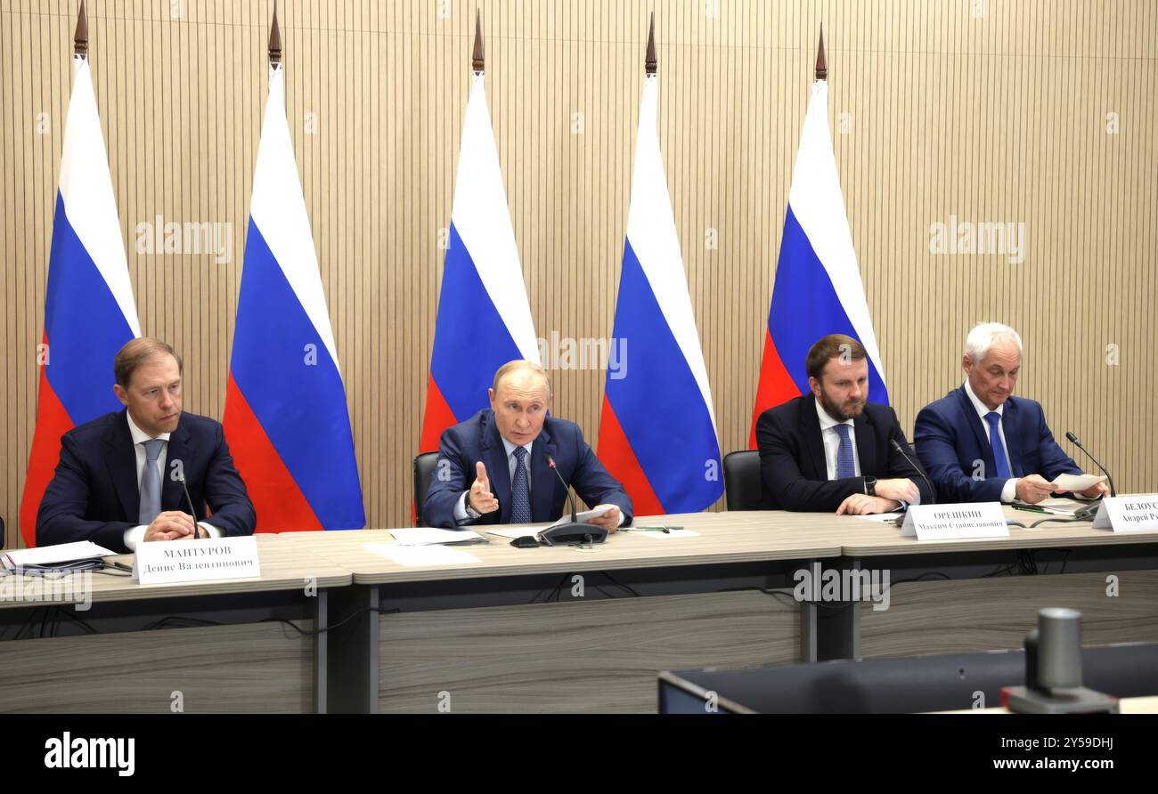 St Petersburg, Russia. 19th Sep, 2024. Russian President Vladimir Putin, center, chairs a meeting of the Military-Industrial Commission on Special Purpose UAV's at the Special Technology Centre, September 19, 2024 in Strelna, St Petersburg, Russia. Sitting from left: Deputy Prime Minister Denis Manturov, President Putin, Deputy Head of the Presidential Administration Maxim Oreshkin and Defence Minister Andrei Belousov. Credit: Gavriil Grigorov/Kremlin Pool/17�Թ����� Live News Stock Photo