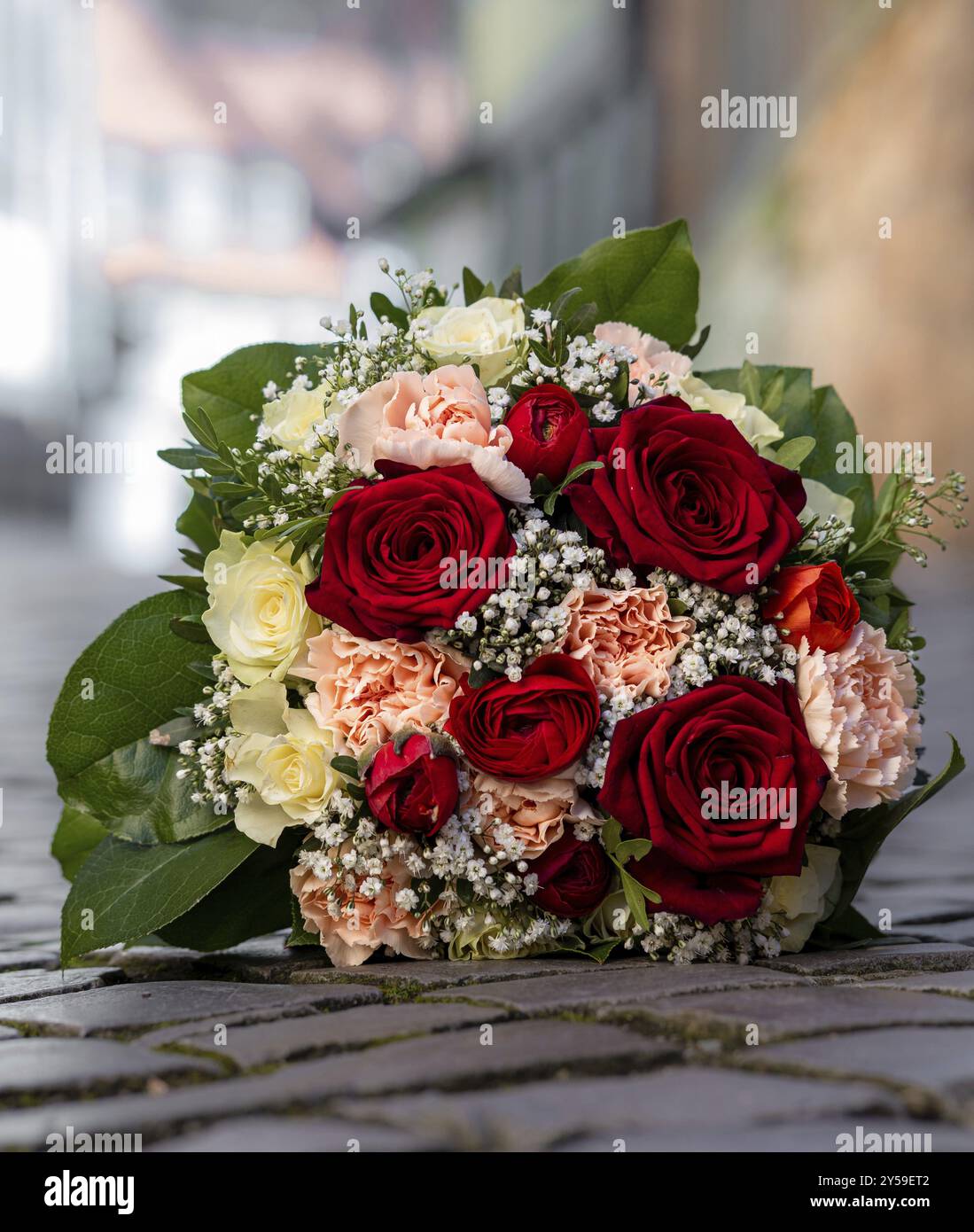Bouquet items hi-res stock photography and images - Page 5 - Alamy, image size:1099x1390