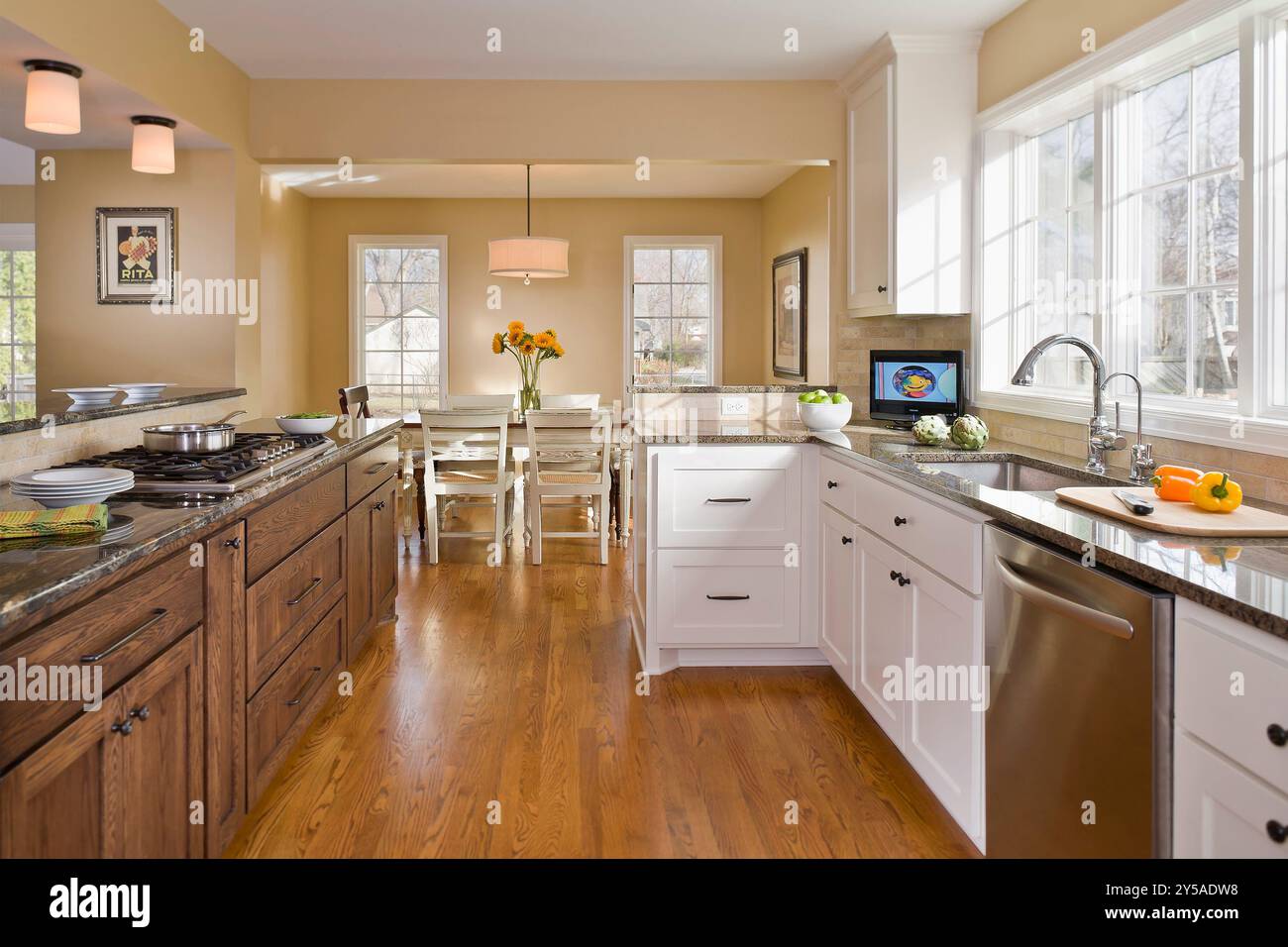 Kitchen View Into Kitchen with view into dining room hi-res stock photography and images ...