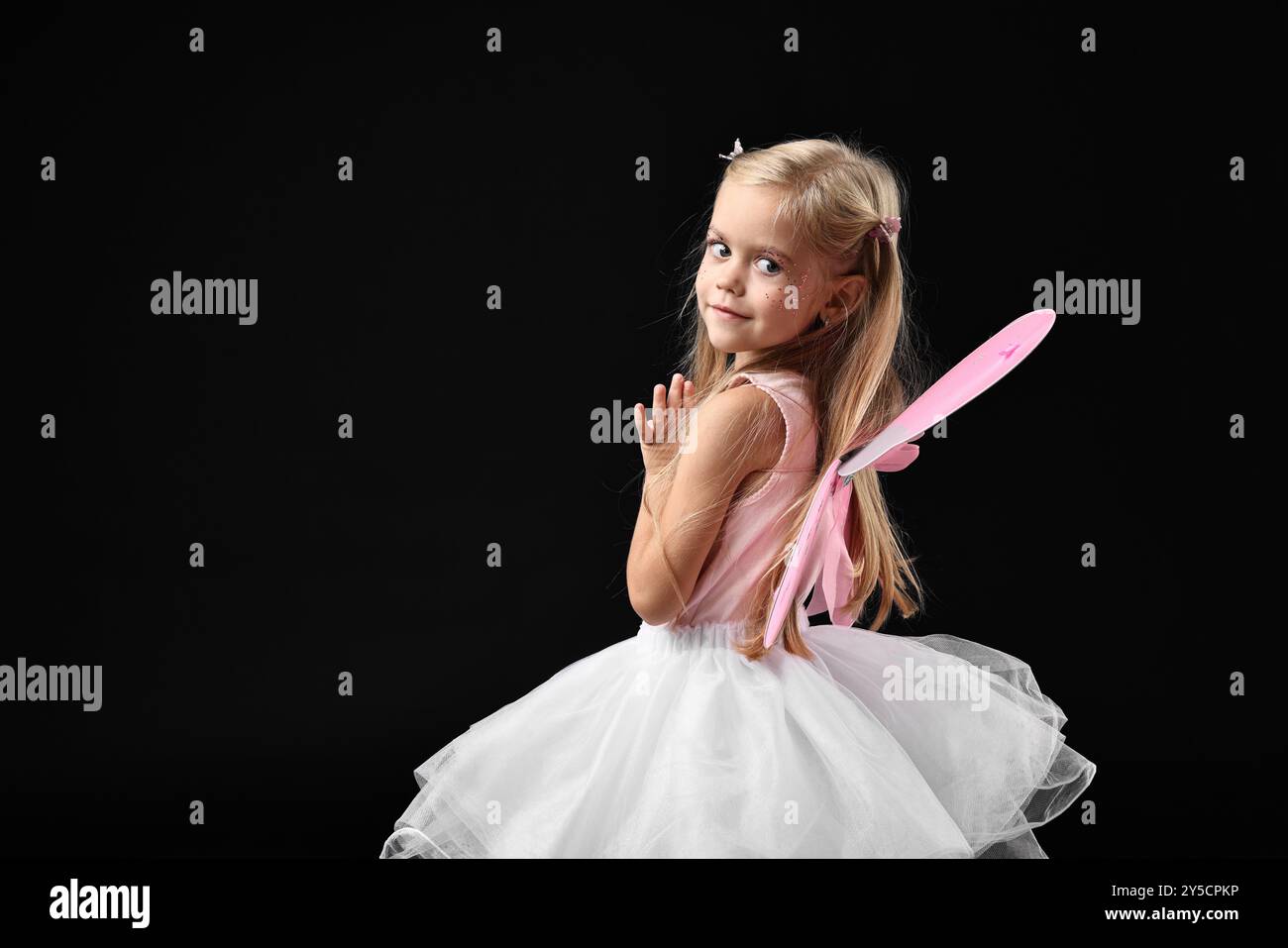 sachin and babi light blue dress Fairy costume wings hi-res stock photography and images - Page 6