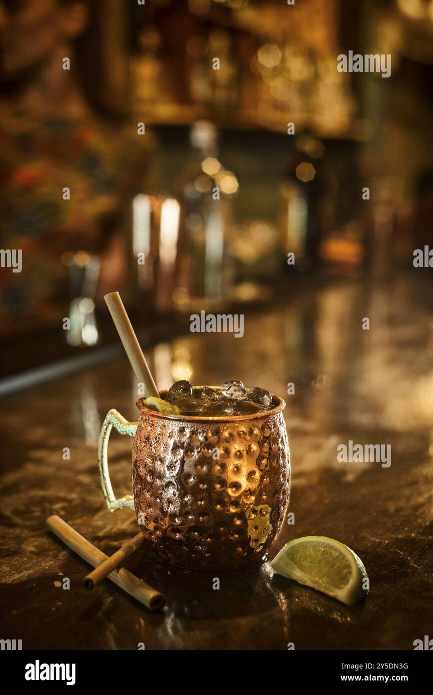 Tropical drink bar hi-res stock photography and images - Alamy