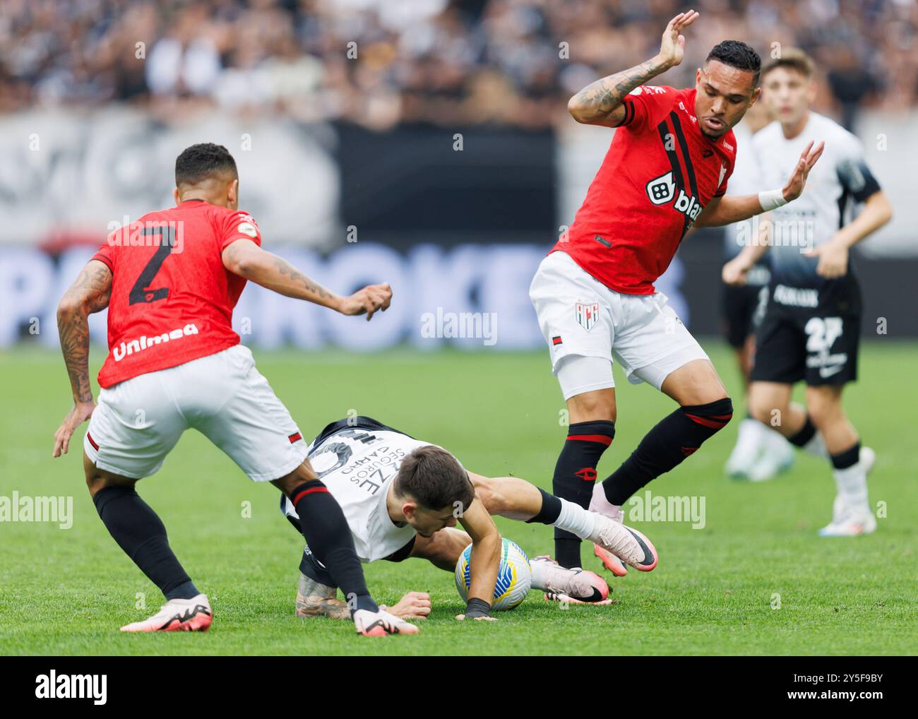 Sao Paulo, Brazil. 21th September, 2024. Soccer Football - Brazilian  Championship – Corinthians v Atlético - GO  – Match valid for the 27th round of the Campeonato Brasileiro held at Neo Química Arena Stadium.  Atlético’s Tubarão during in action the match Credit: Vilmar Bannach/Alamy Live News. Stock Photo