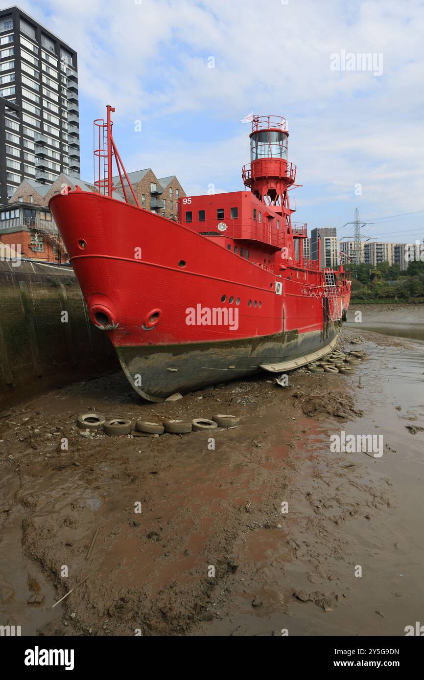 Lightship lv95 hi-res stock photography and images - Alamy