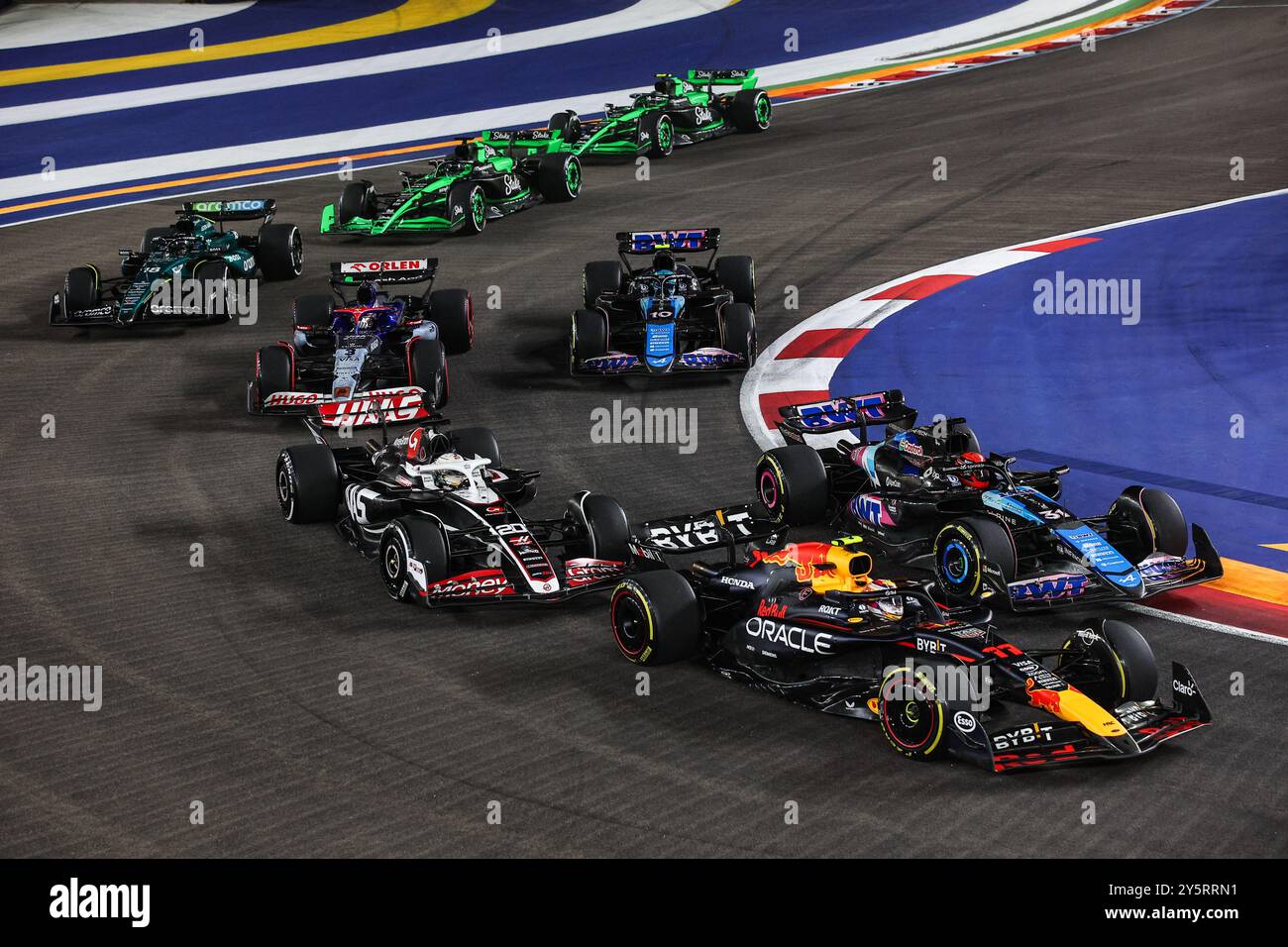 start of the race, depart, 11 PEREZ Sergio (mex), Red Bull Racing RB20 ...