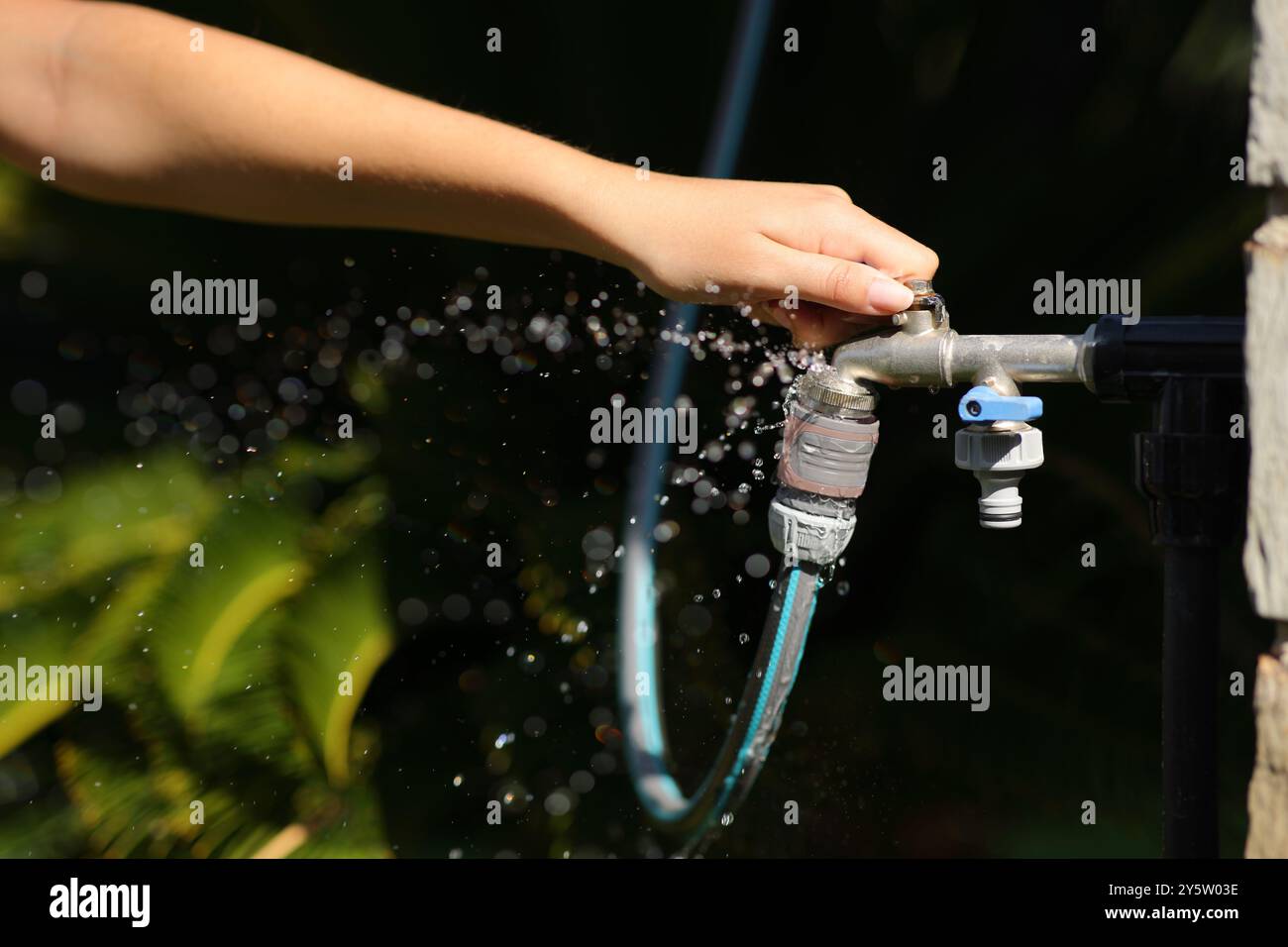 Hand opening valve hi-res stock photography and images - Alamy