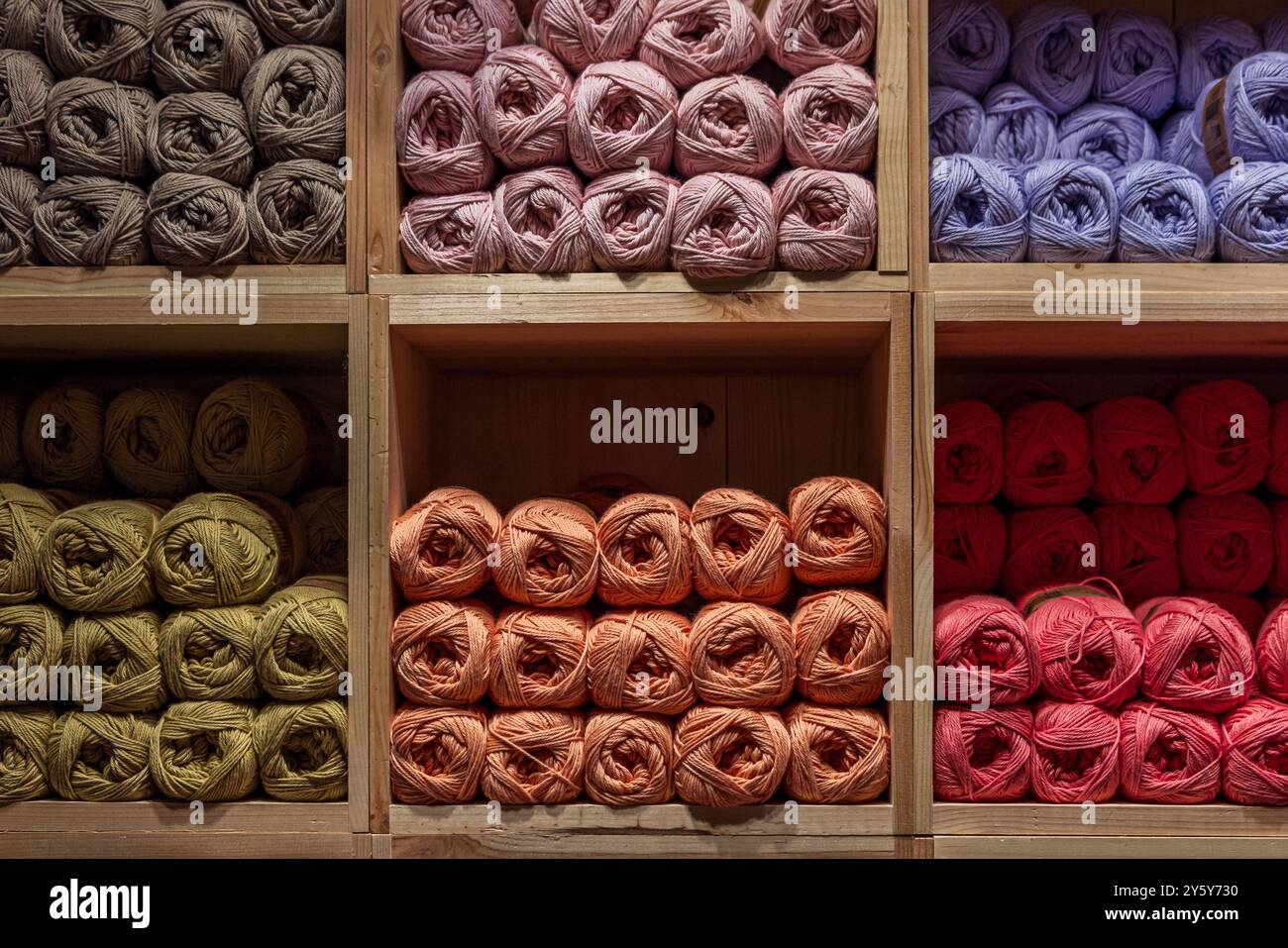 Colourful wool displayed in a shop Stock Photo