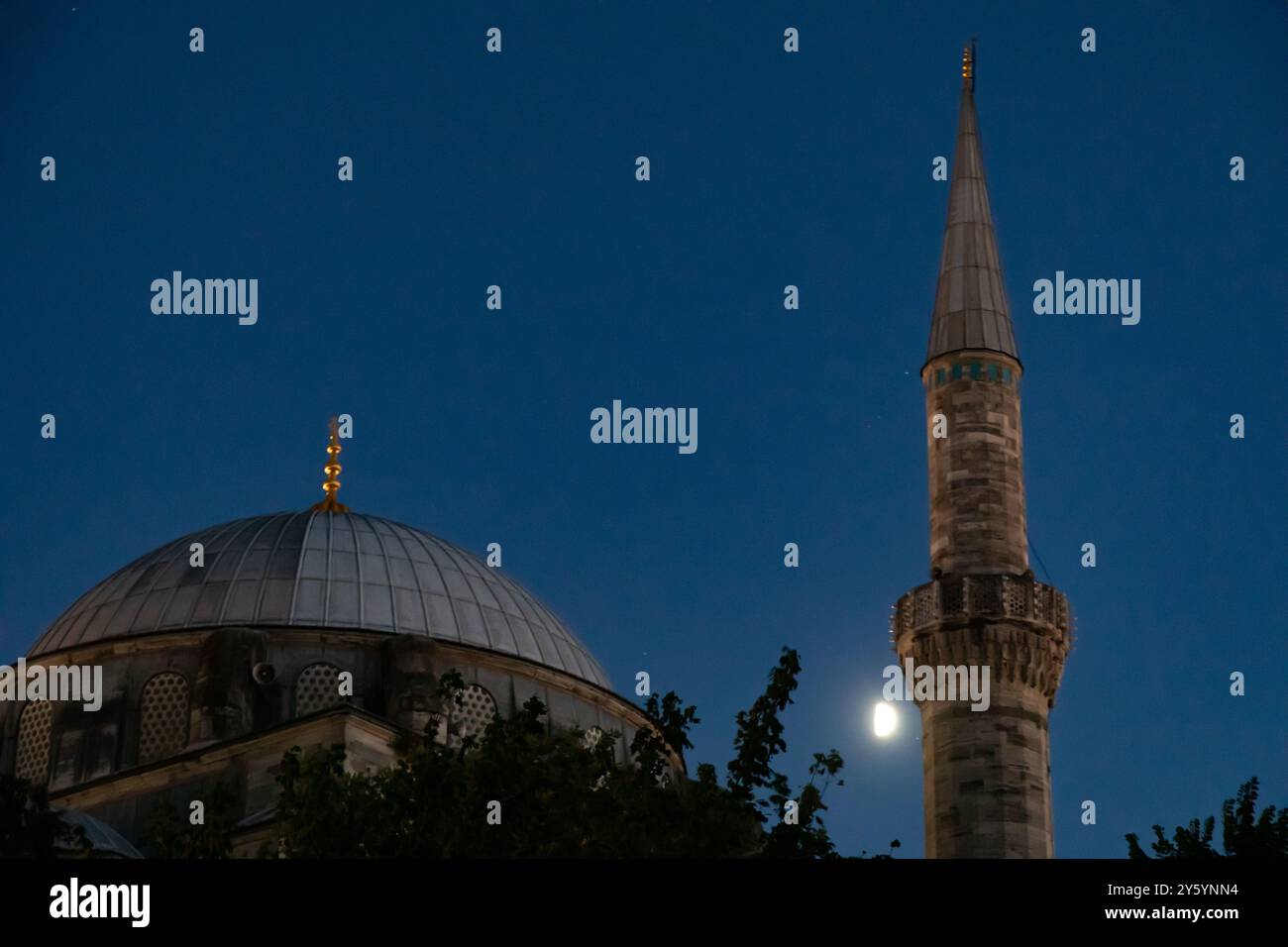 August 2024 - Istanbul: Night view of the Sultan Ahmet blue mosque, a ...