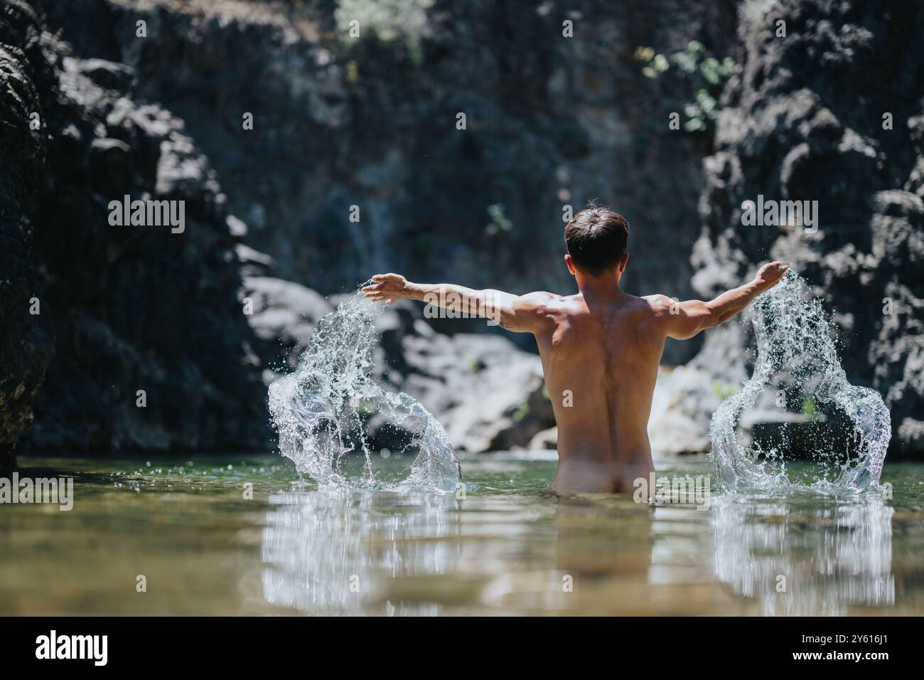 Rocky river splashing water hi-res stock photography and images - Alamy