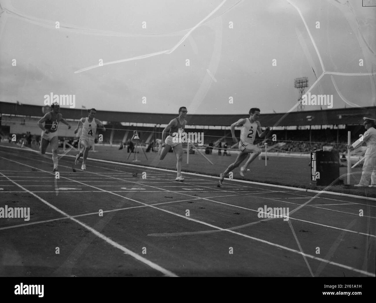 S athlete Black and White Stock Photos & Images - Alamy