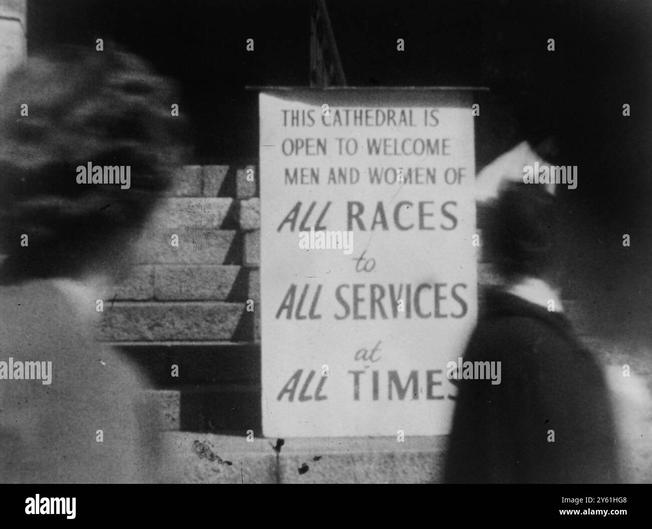 NOTICE OUTSIDE ST GEORGE ' S CATHEDRAL DURING A PENANCE AND RECONCILIATION SERVICE CONDUCTED BY REVEREND JOOST DE BLAANK - - 13 APRIL 1960 Stock Photo