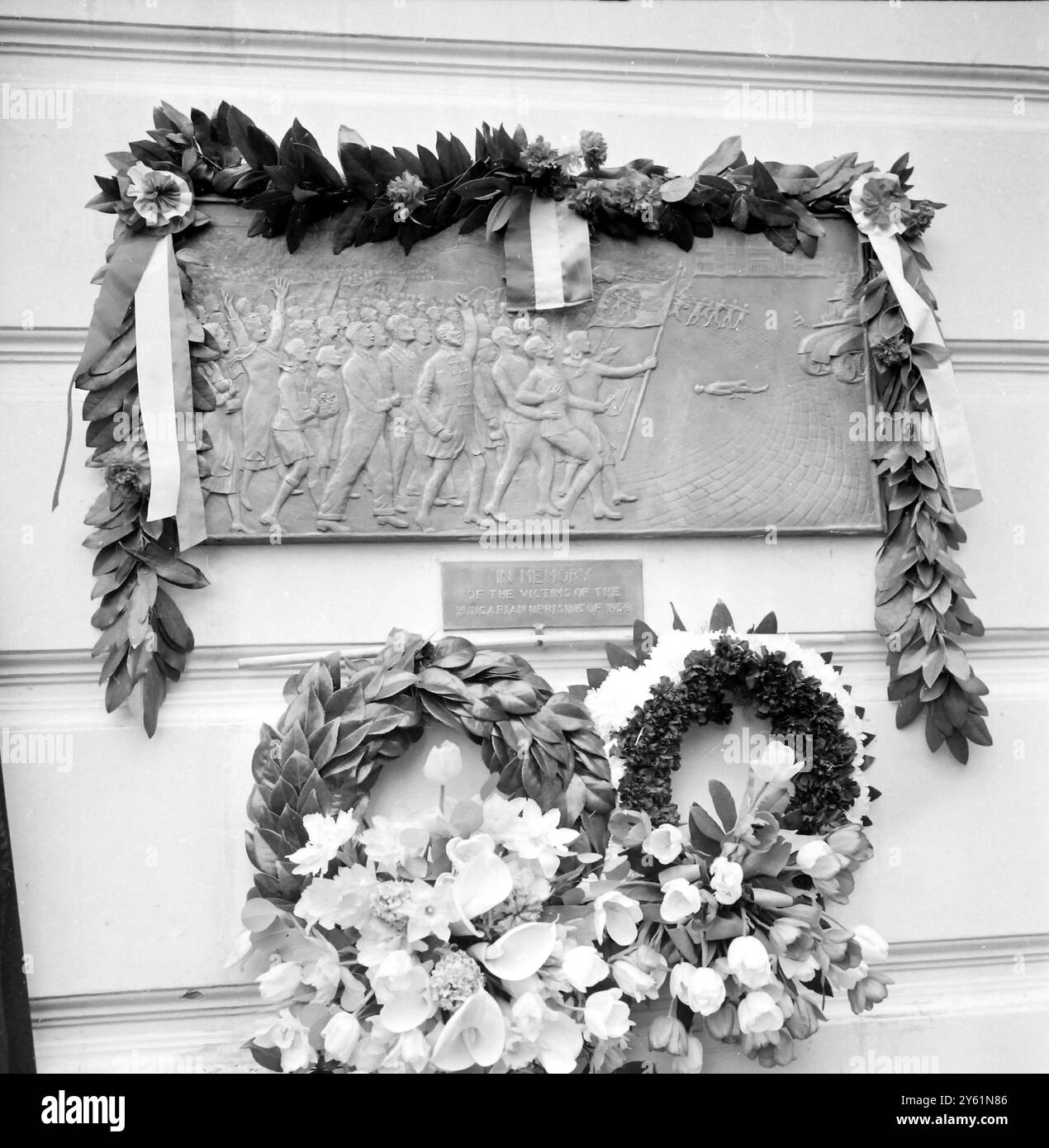 MEMORIAL TABLET TO HUNGARIAN UPRISING VICTIMS London, England, UK : A close up of the tablet unveiled today by Lord Birdwood , on the wall at Ognisko Polskie, the Polish Hearth Club, in Princes Gate, South Kensington. The tablet was unveiled in honour of the Hungarians who gave up their lives in the Uprising of 1956.  13 MARCH 1960 Stock Photo