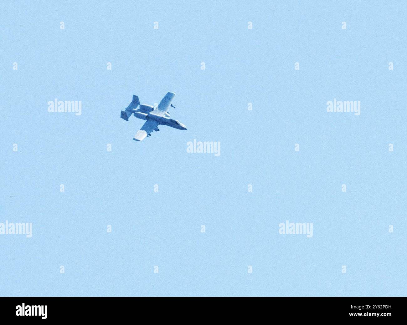 303rd Fs Whteman Afb An Air Force pilot guides an A-10C Thunderbolt II aircraft from the ...