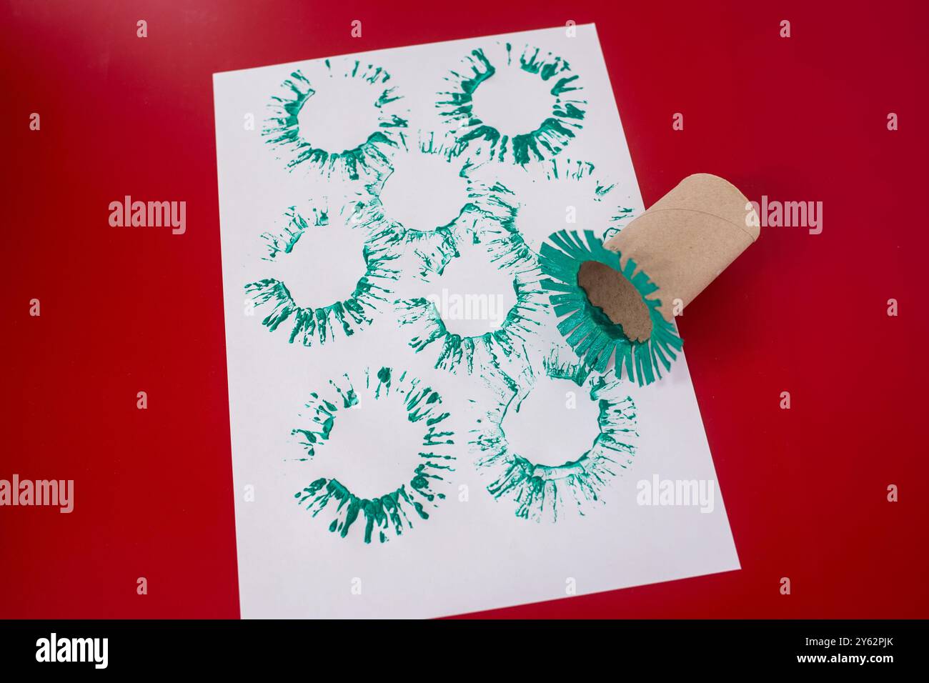DIY decorative stamps made with toilet paper roll and paint, perfect