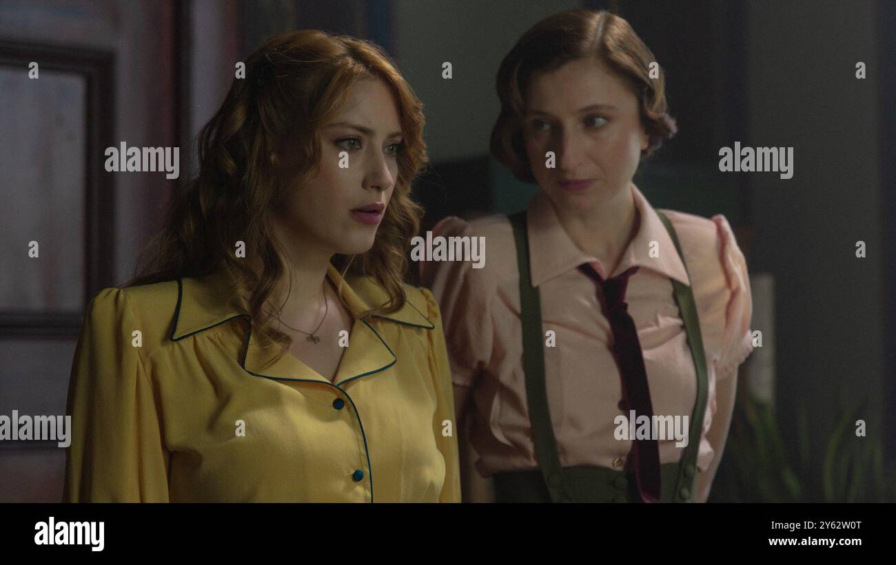 MIDNIGHT AT THE PERA PALACE, from left Hazal Kaya, Nezaket