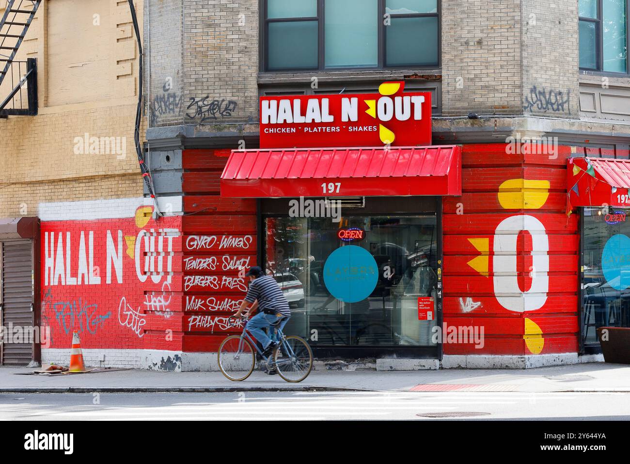 Halal N Out, 197 Havemeyer St, Brooklyn, New York. NYC storefront of a halal middle eastern fast