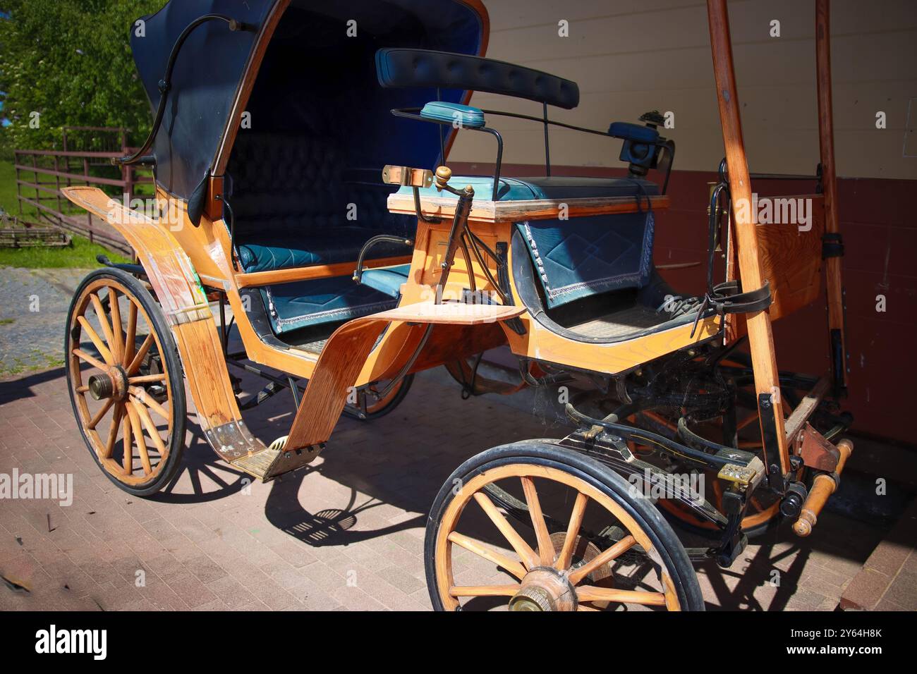 Old horse harness hi-res stock photography and images - Alamy