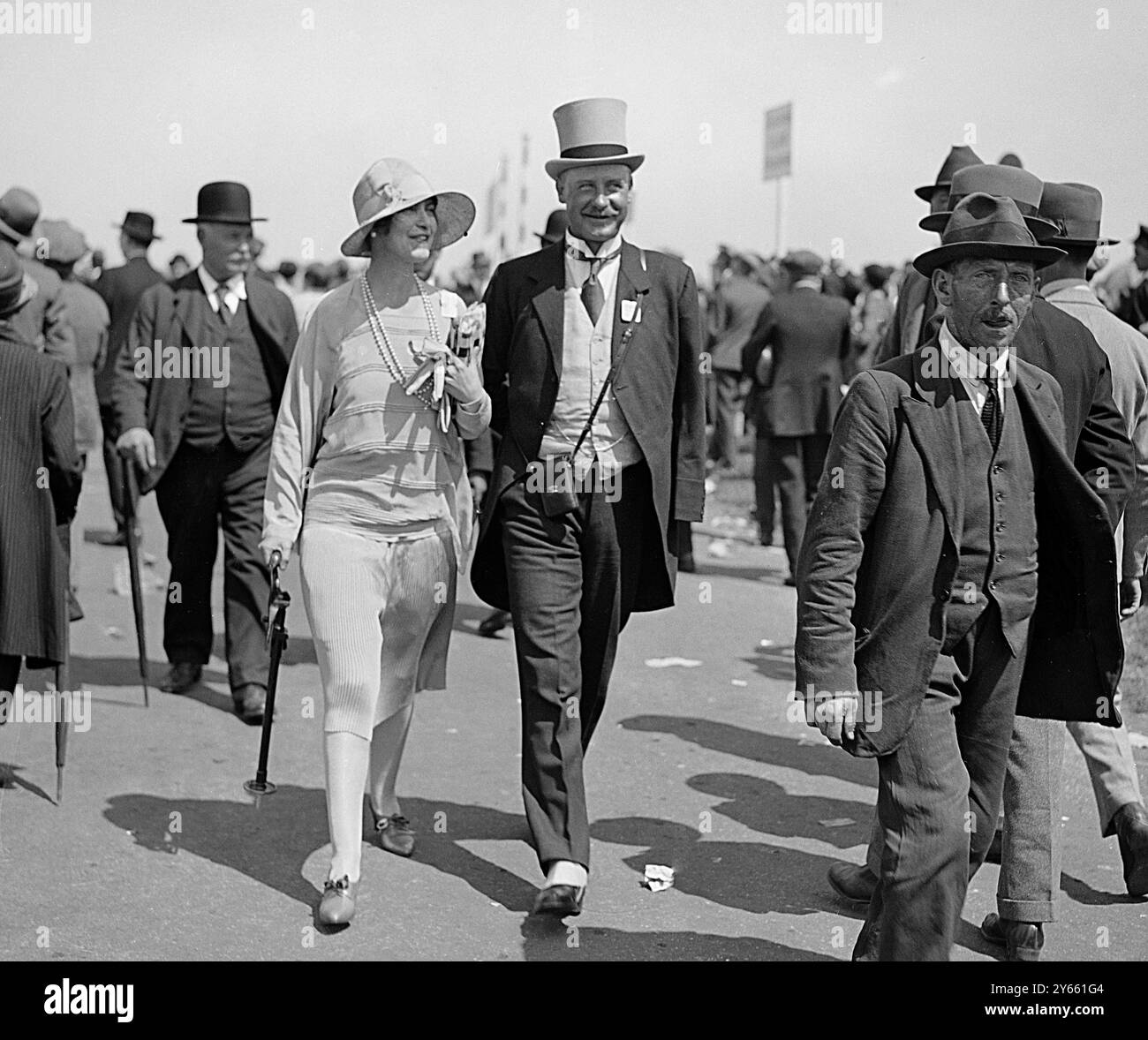 At the Roytal Ascot race meeting , 1st day  -  the Honourable Mrs Sturdee and Viscount Gough . 1929 Stock Photo