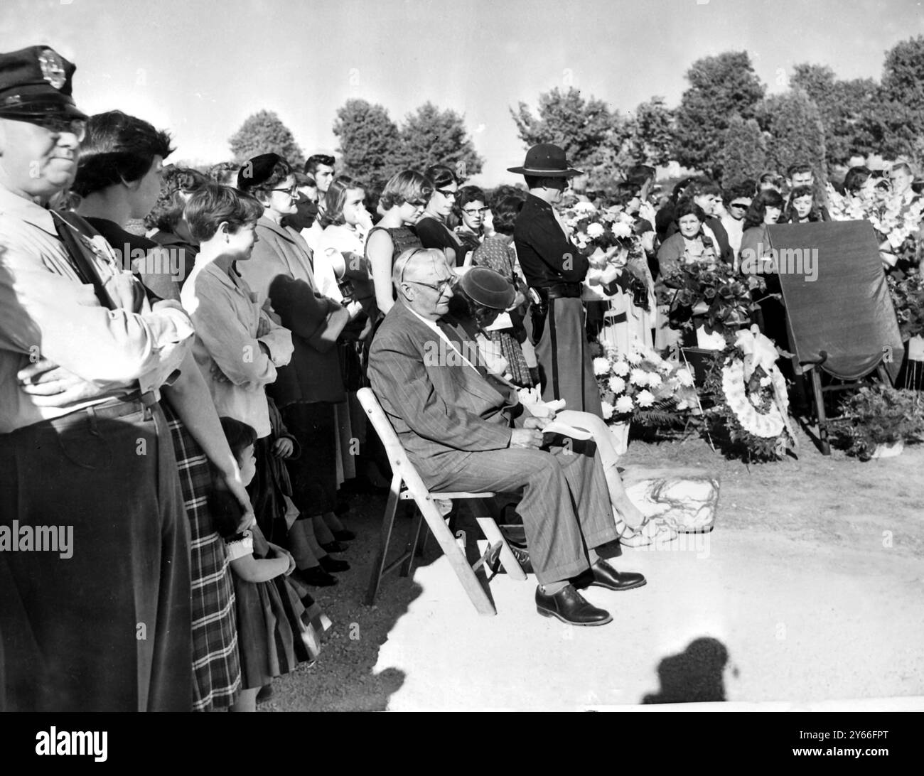 Death 16 Black and White Stock Photos \u0026 Images - Alamy, image size:1300x1092