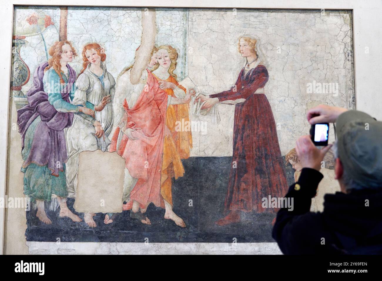 The three graces at louvre museum hi-res stock photography and