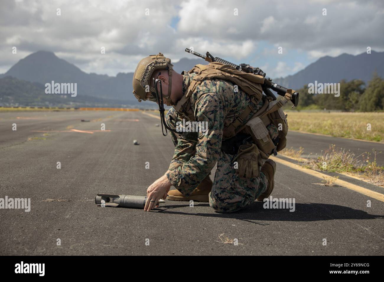Respher U.S. Marine Corps Staff Sgt. Clinton C. Repsher, Explosive Ordnance ...