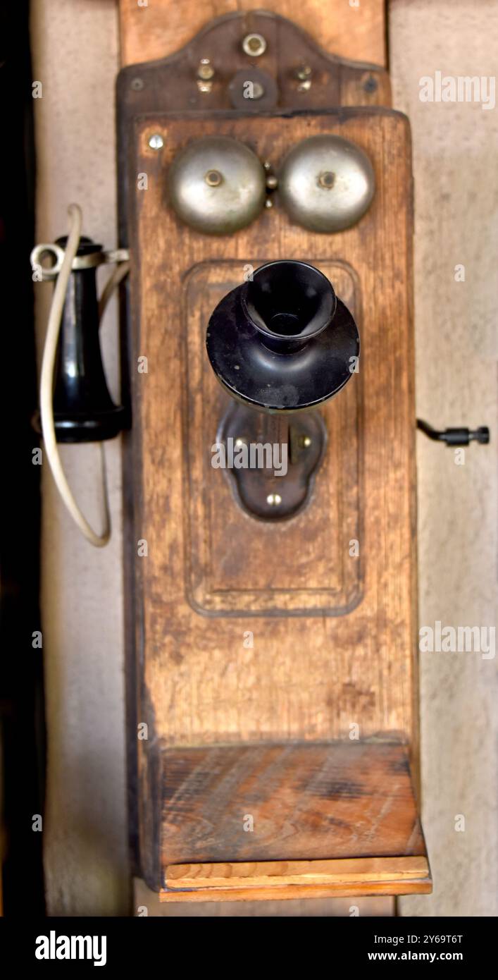 Crank handle phone hi-res stock photography and images - Alamy