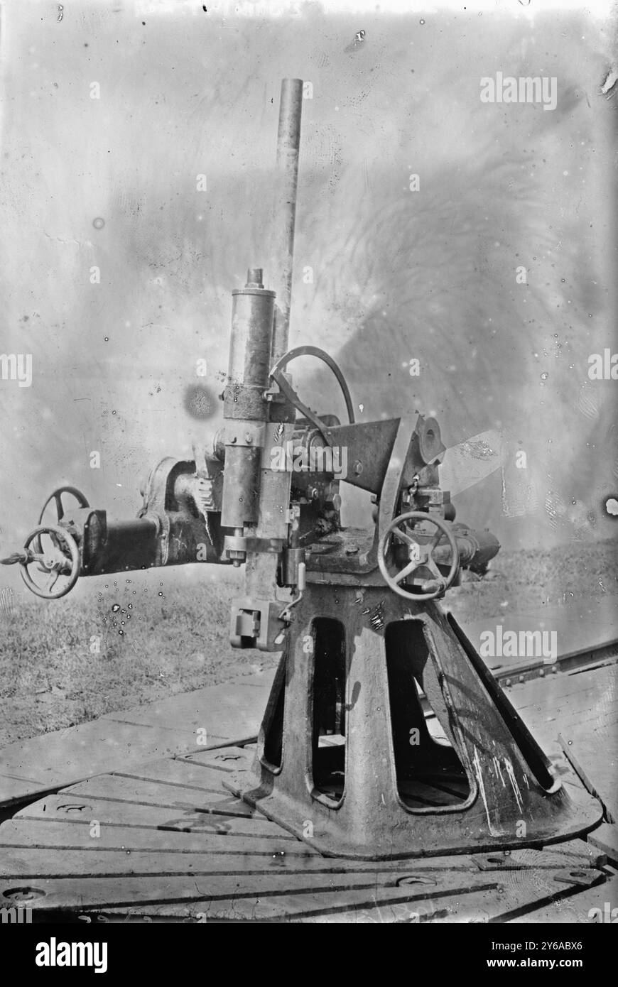 Adm. Twinings aeroplane gun, Photo shows a naval airplane gun invented by Rear Admiral Nathan C. Twining (1869-1924)., between ca. 1910 and ca. 1915, Glass negatives, 1 negative: glass; 5 x 7 in. or smaller. Stock Photo