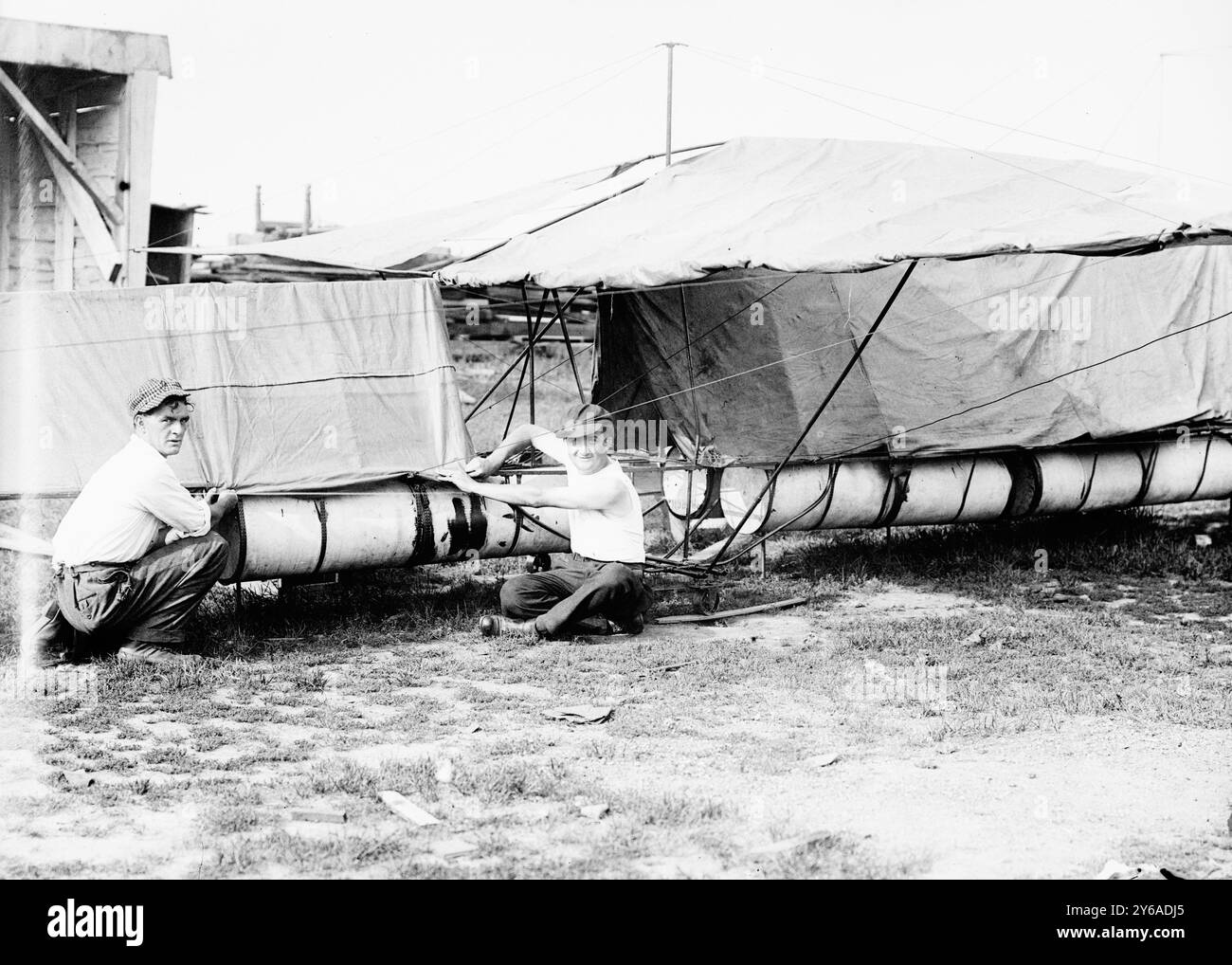 Meckler-Allen Aeroplane, between ca. 1910 and ca. 1915, Airplanes, Glass negatives, 1 negative: glass; 5 x 7 in. or smaller. Stock Photo