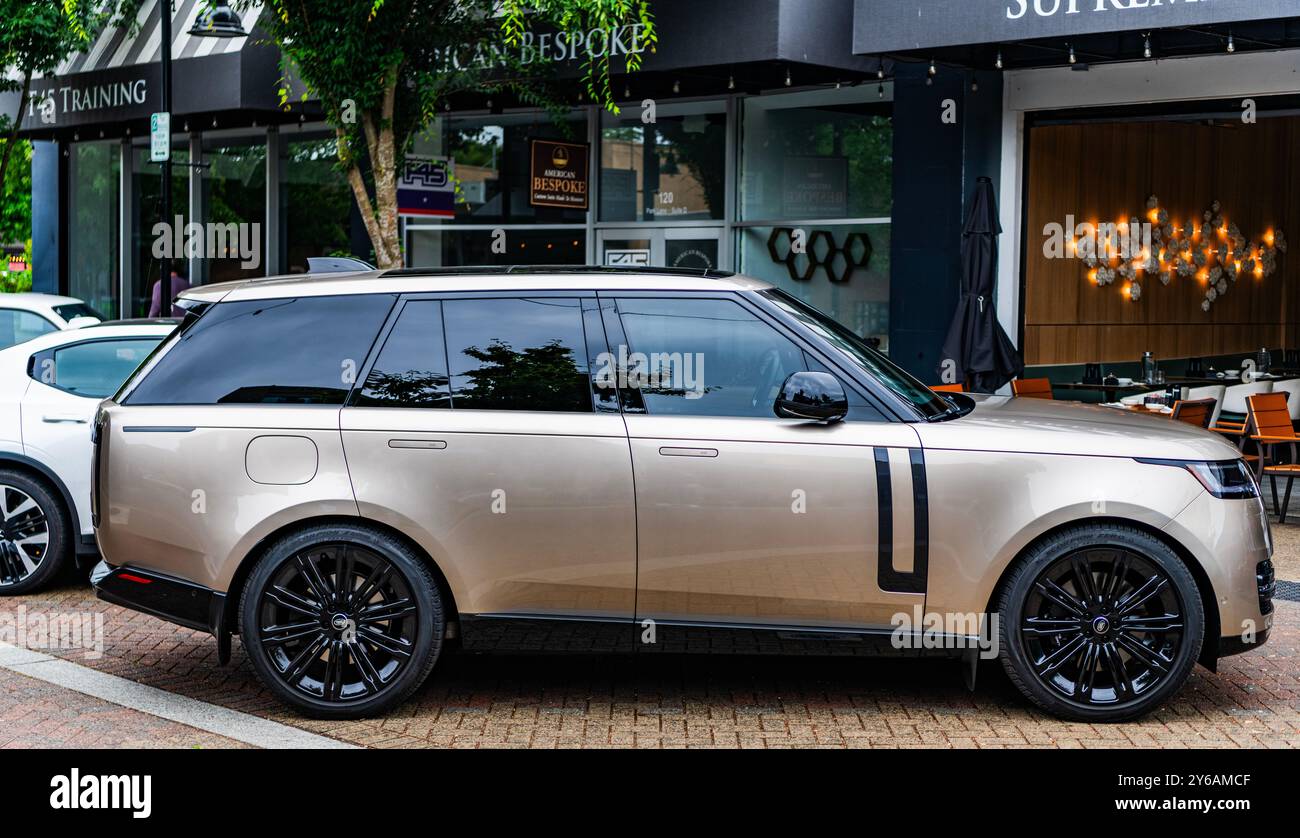 Range rover d350 hi-res stock photography and images - Alamy