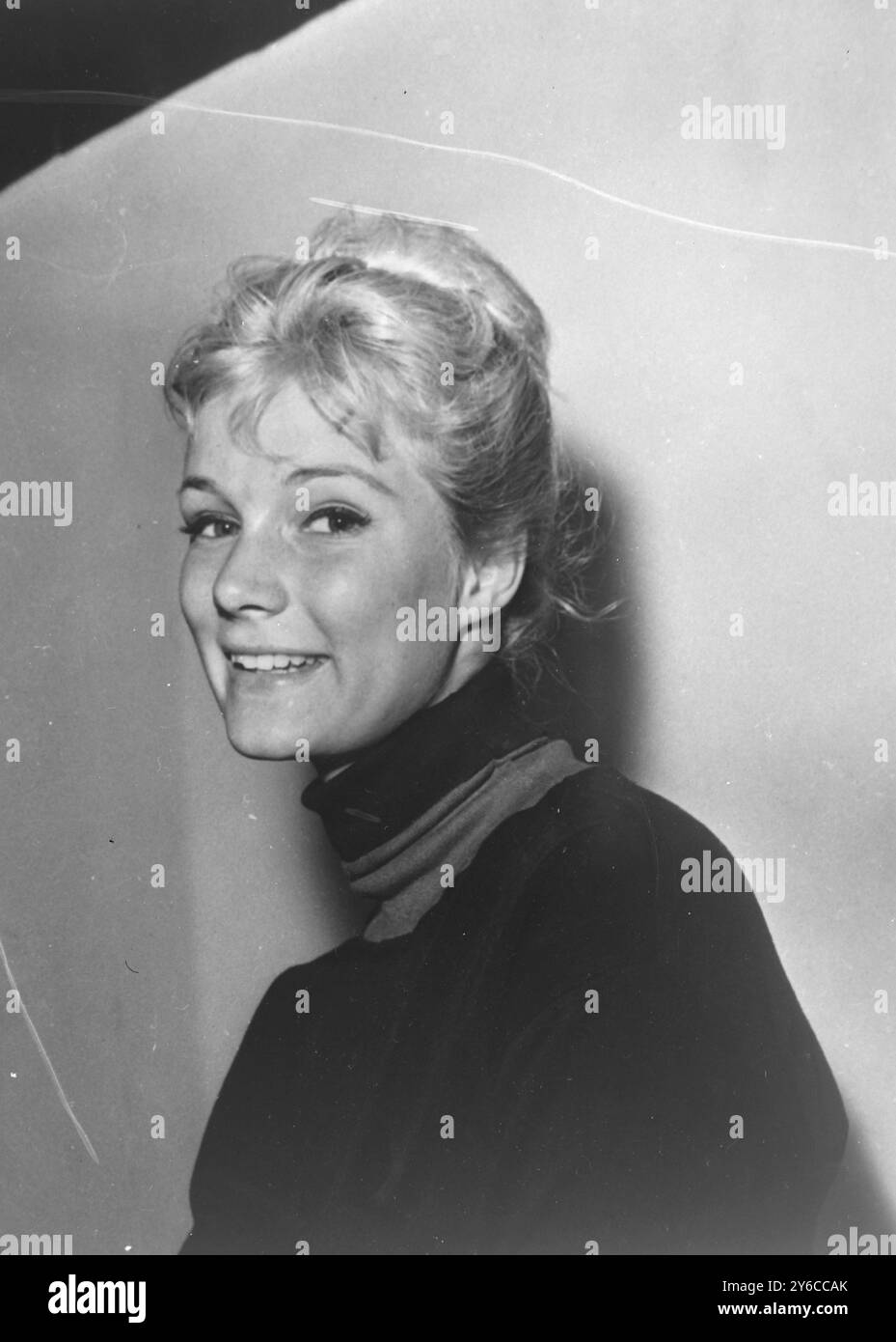 ACTRESS MIMIEUX YVETTE IN HOLLYWOOD IN 1951 / ;  8 JANUARY 1964 Stock Photo