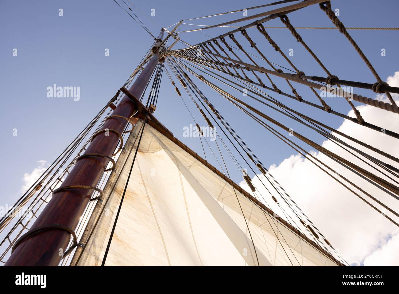 View looking up at the mast and rigging of a traditional sailing ship ...