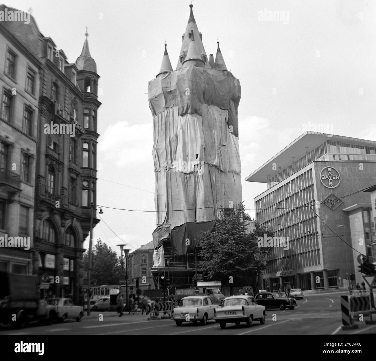 Eschenheimer turm hi-res stock photography and images - Alamy