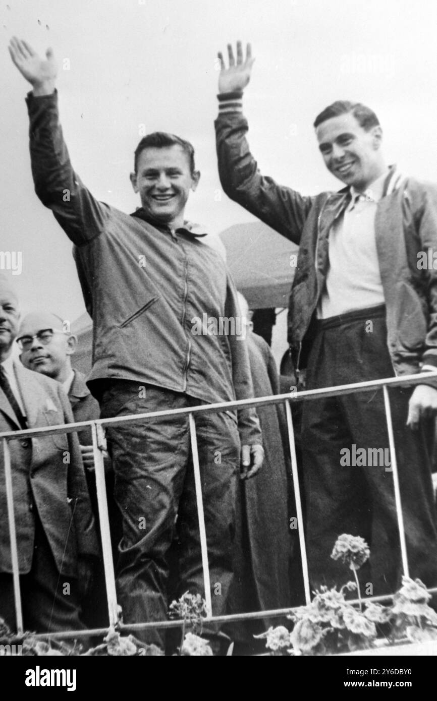 MOTOR CAR BELGIUM GRAND PRIX JIM CLARKE AND BRUCE MCLAREN ACKNOWLEDGE ...