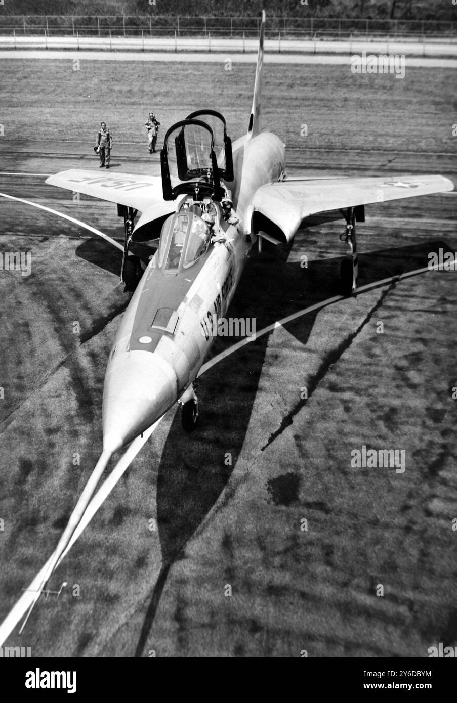 F 105f hi-res stock photography and images - Alamy