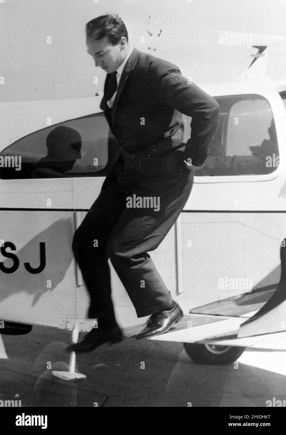 KARIM AGA KHAN IN TOULOUSE FRANCE /  ;  9 MAY 1963 Stock Photo