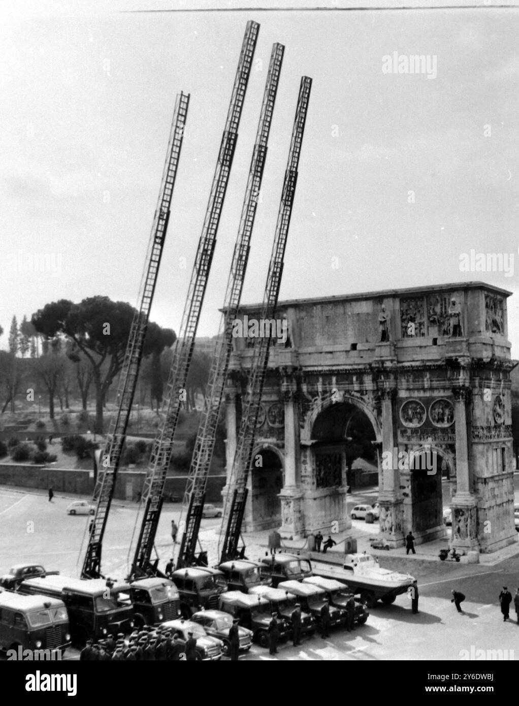 First Firefighters In Rome Fire of rome Black and White Stock Photos & Images - Alamy