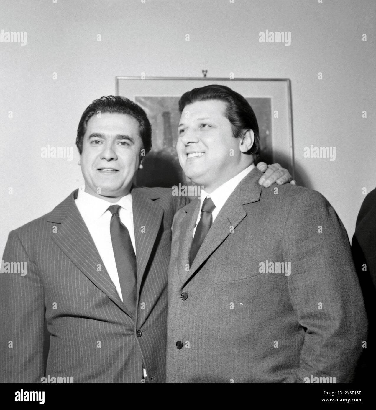 Photo Dédicacée Du Ténor Gianni Raimondi - Autographe Avec Dédicace Rigoletto - Occasion
