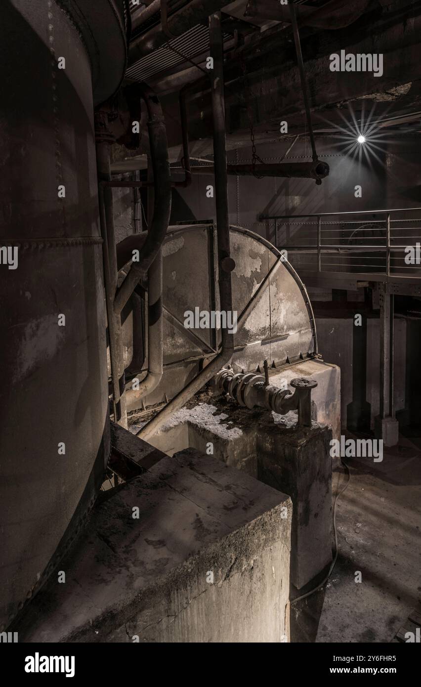 Coal mine ventilation fan hi-res stock photography and images - Alamy