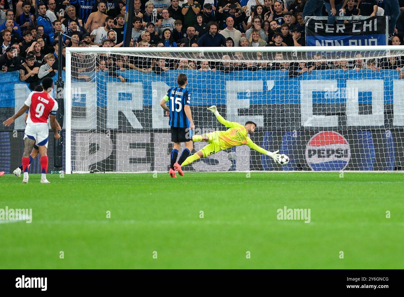 David raya arsenal 2025 hi-res stock photography and images - Alamy