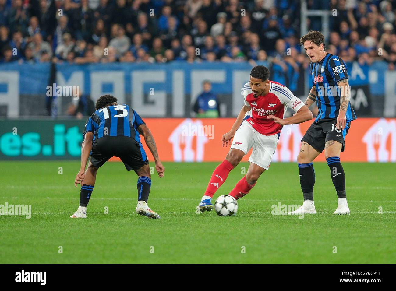 William Saliba of FC Arsenal contrasted by Nicolo Zaniolo of Atalanta BC 1907 during the UEFA Champions League 2024/2025 - League Phase MD1 football m Stock Photo