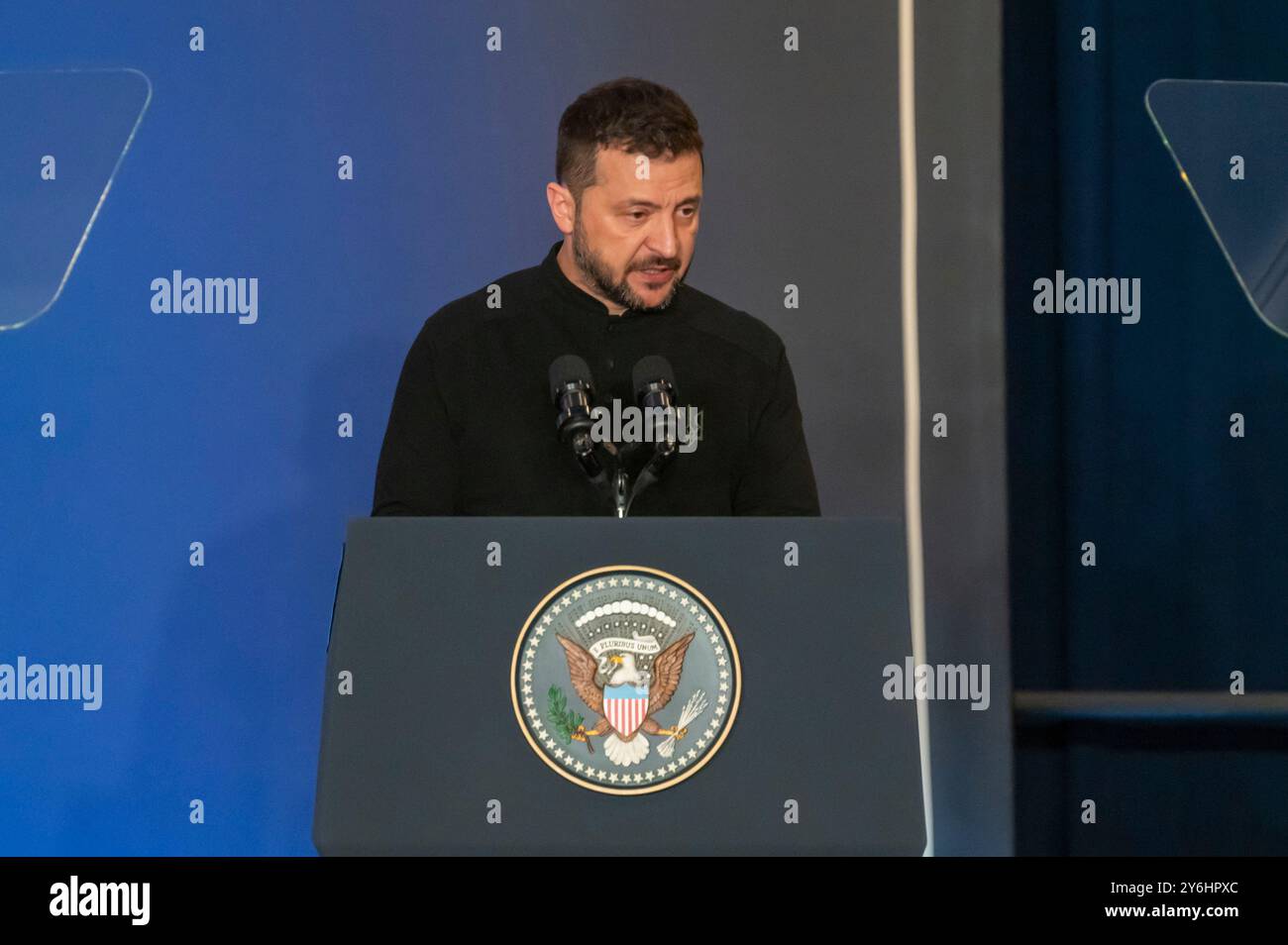 NEW YORK, NEW YORK - SEPTEMBER 25: Ukraine President Volodymyr Zelensky ...